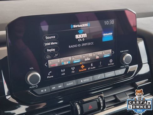 Used 2025 Nissan Pathfinder SV FWD image 17