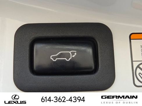 Used 2017 Lexus LX 570 4WD image 18