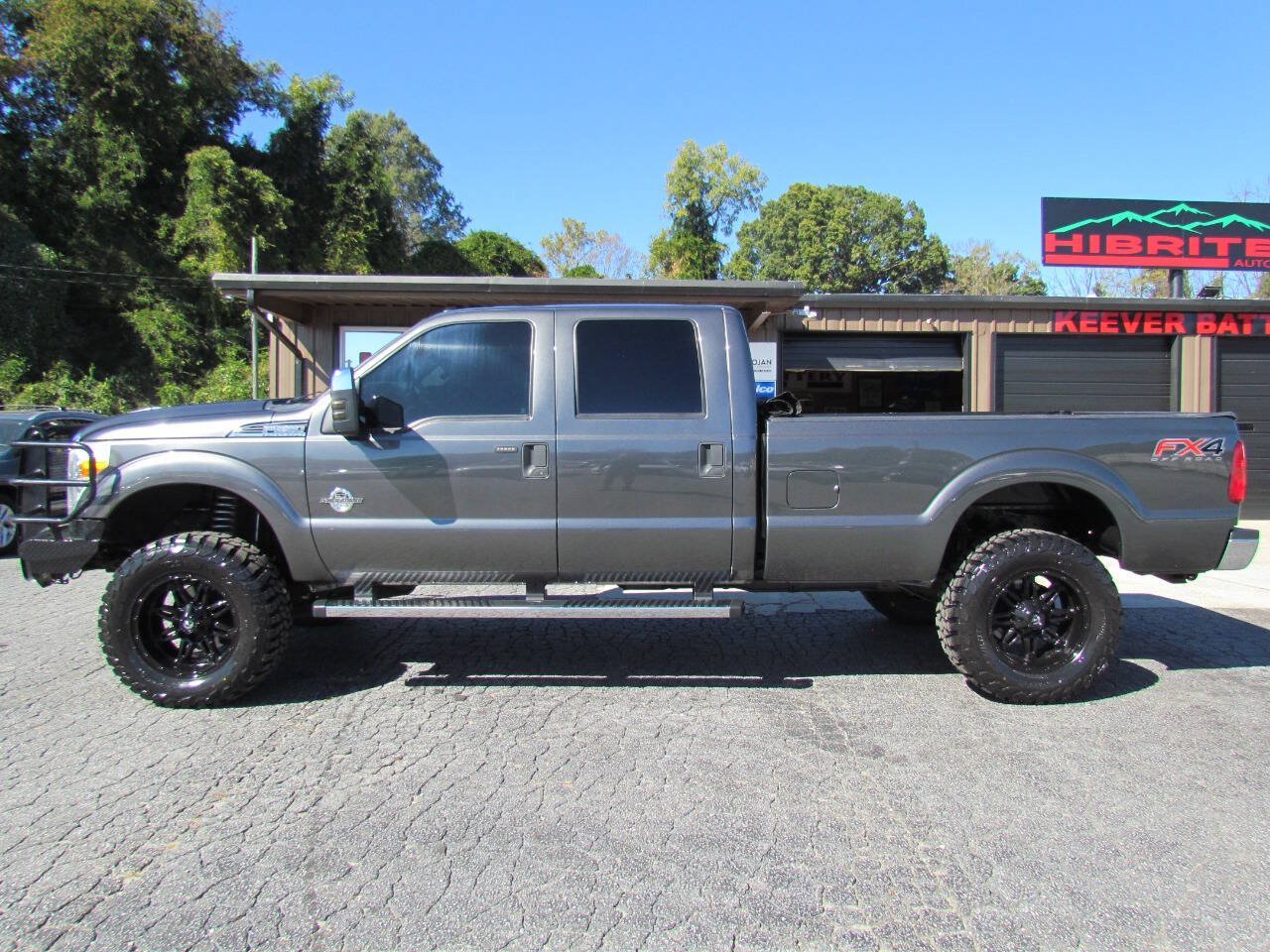 Used 2016 Ford F250 XLT w/ XLT Premium Package AWD/4WD image 2