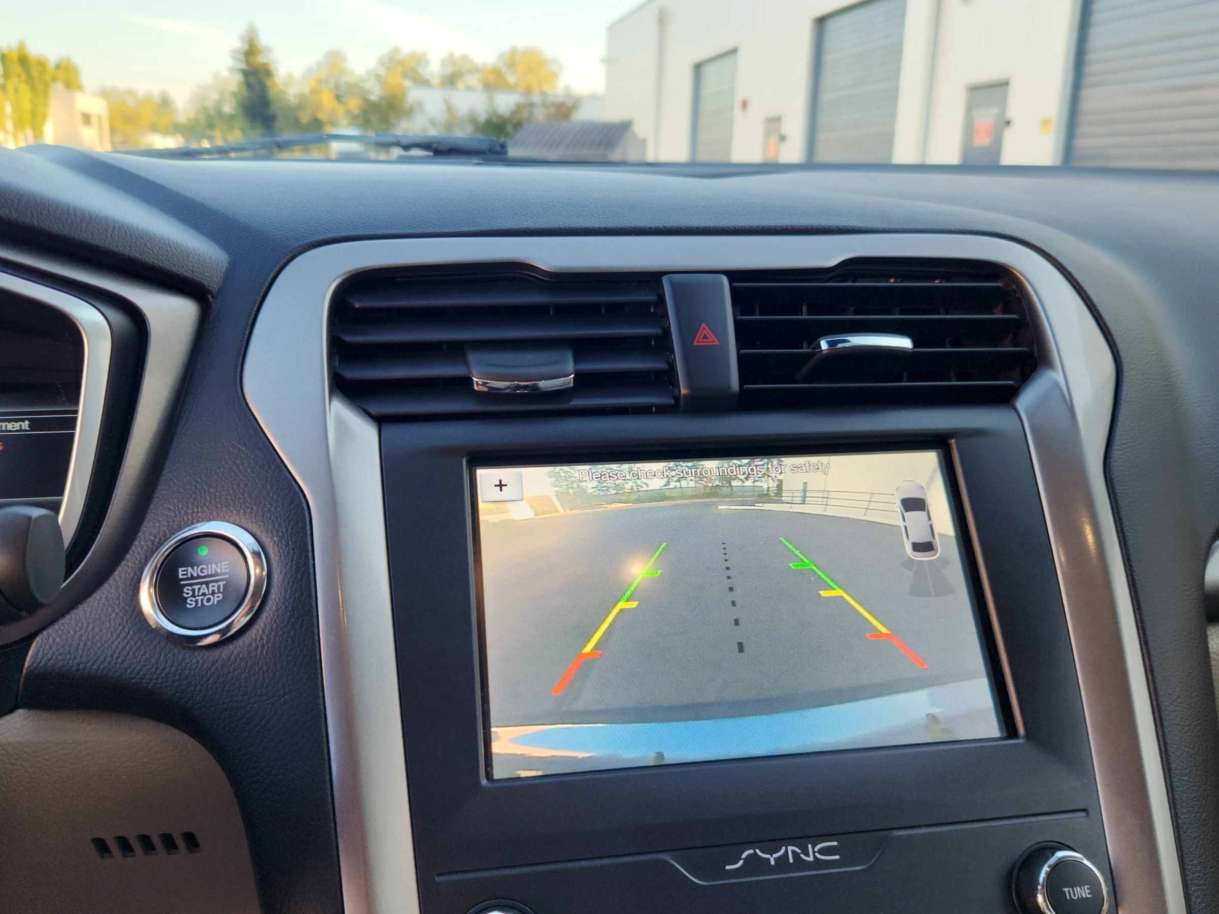 Used 2019 Ford Fusion SEL FWD image 14