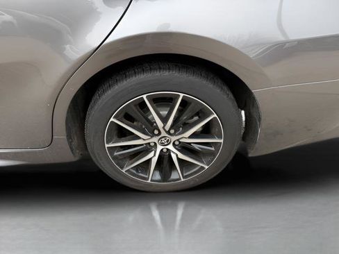 Used 2023 Toyota Camry SE FWD image 21