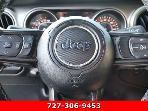 Used 2021 Jeep Gladiator Sport AWD/4WD image 16
