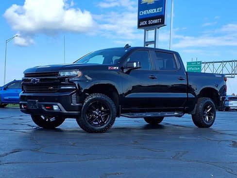 Used 2019 Chevrolet Silverado 1500 LT Trail Boss AWD/4WD image 2