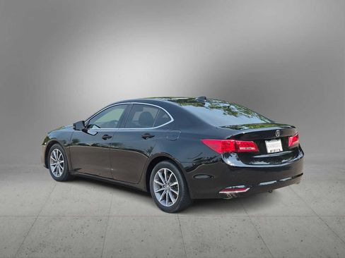 Used 2018 Acura TLX FWD image 6