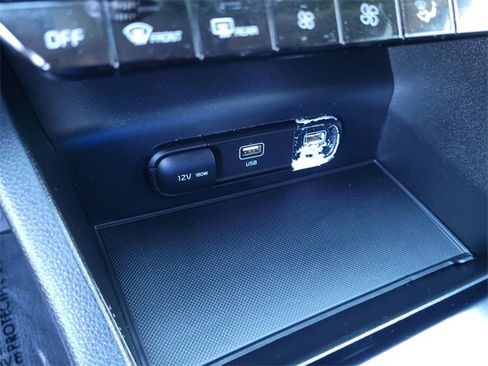 Used 2022 Kia K5 LXS image 14