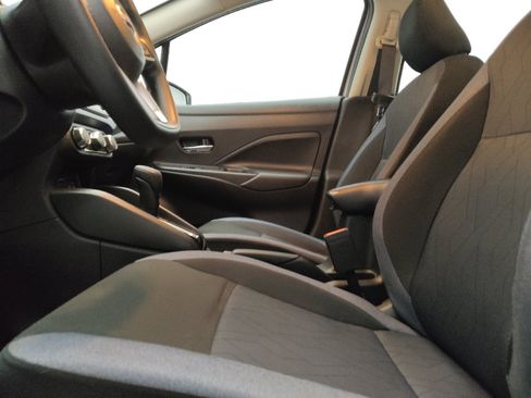 Used 2024 Nissan Versa SV w/ Trunk Package FWD image 17