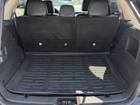Used 2013 Ford Edge SEL image 19