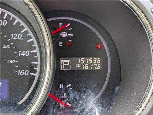 Used 2013 Nissan Murano SL FWD image 2