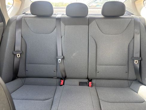 Used 2025 Kia K4 FWD image 37