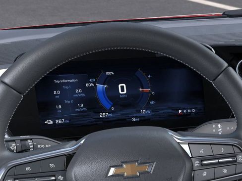 New 2026 Chevrolet Equinox EV LT image 18