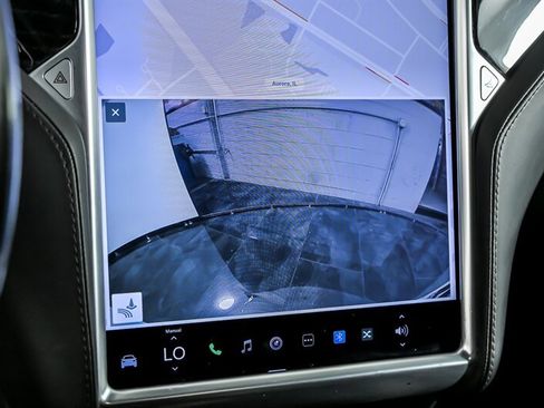 Used 2016 Tesla Model X 75D AWD/4WD image 30