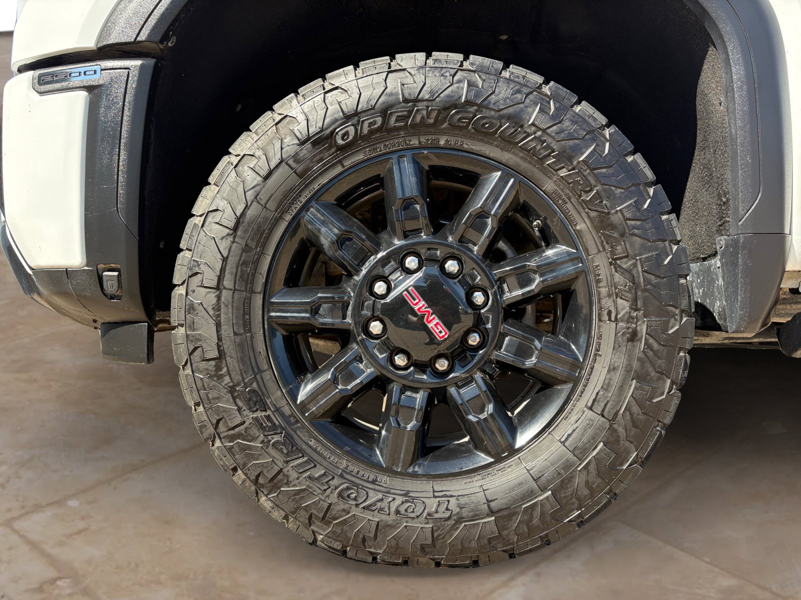 Used 2024 GMC Sierra 2500 AT4 w/ AT4 Premium Plus Package AWD/4WD image 31