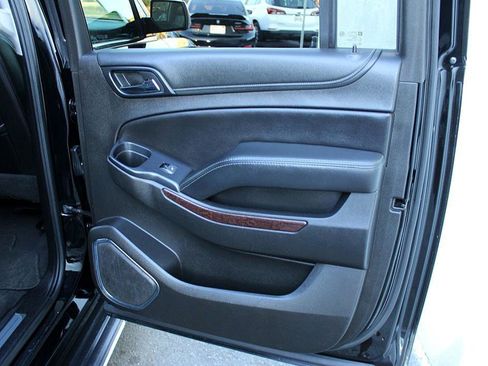 Used 2019 GMC Yukon XL SLT w/ Open Road Package image 16