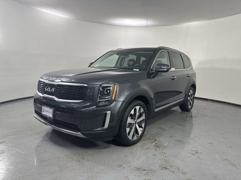 Certified 2022 Kia Telluride S AWD/4WD image 2
