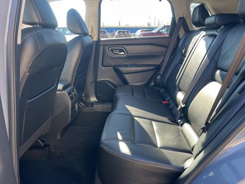 Used 2021 Nissan Rogue SL w/ Premium Package image 24