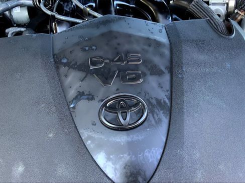 Used 2019 Toyota Avalon XSE w/ All Weather Liner Package FWD image 32