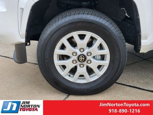 Used 2025 Toyota Tacoma SR image 12