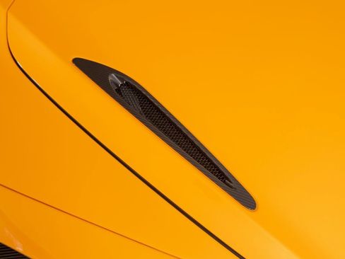 Used 2024 McLaren 750S Spider image 36