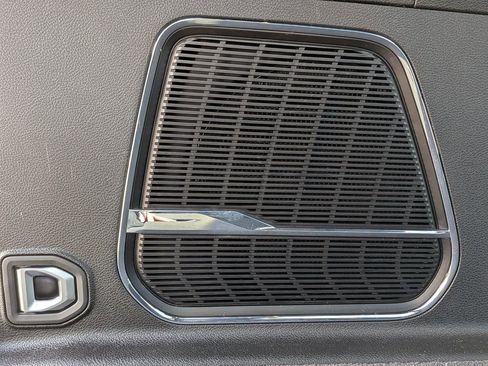 New 2026 Jeep Grand Wagoneer 4WD w/ Premium Group I image 11