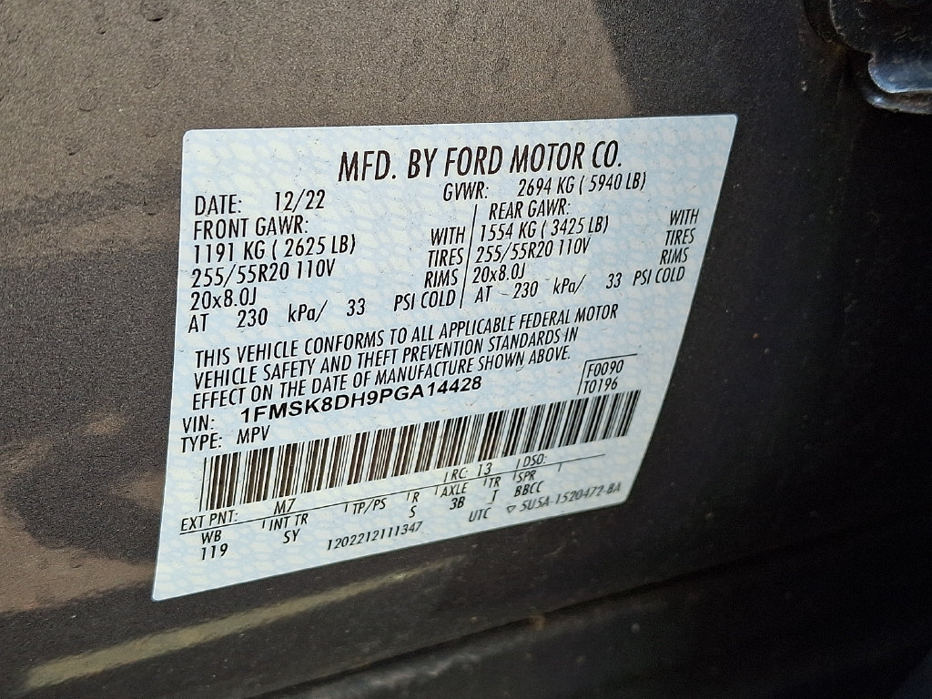 Used 2023 Ford Explorer XLT w/ Equipment Group 202A AWD/4WD image 28