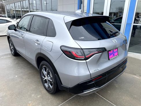 Certified 2023 Honda HR-V EX-L image 2