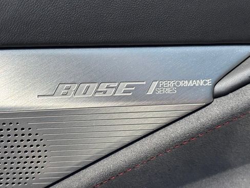 Used 2024 Chevrolet Corvette Stingray Premium Conv w/ Z51 Performance Package RWD image 8