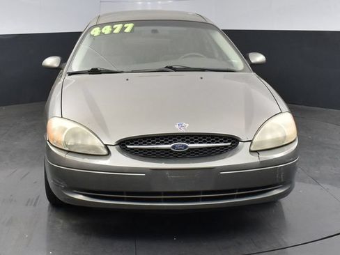 Used 2002 Ford Taurus SES FWD image 4