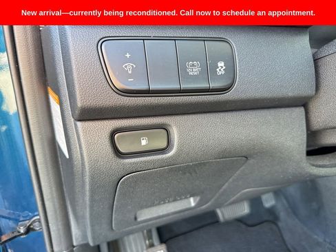 Used 2018 Kia Niro LX image 15