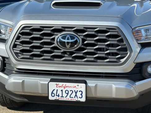 Certified 2023 Toyota Tacoma TRD Sport w/ TRD Premium Sport Package AWD/4WD image 15