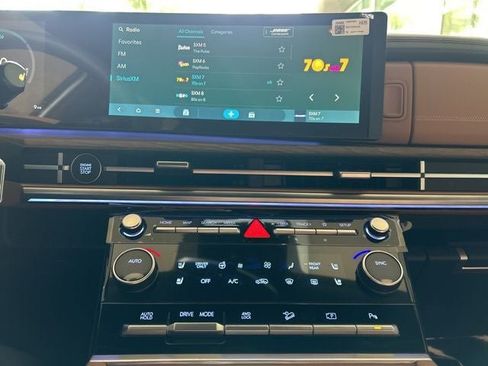 New 2026 Hyundai Santa Fe Calligraphy AWD/4WD image 11