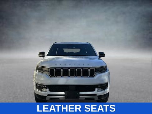 Used 2024 Jeep Wagoneer Series II w/ Flexible Seating Group AWD/4WD image 9