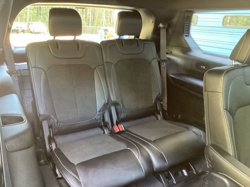 Used 2025 Jeep Grand Cherokee L Altitude image 40