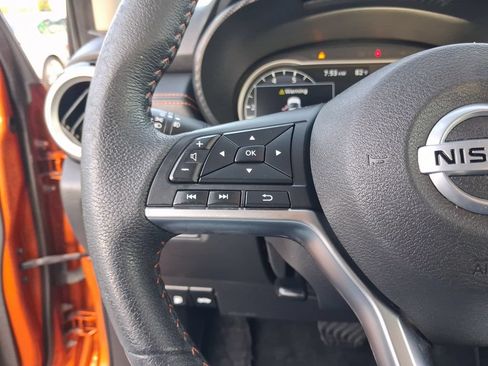 Used 2020 Nissan Versa SR FWD image 18