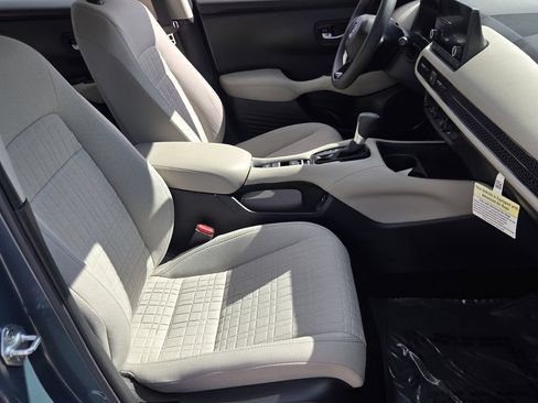 Certified 2025 Honda HR-V LX image 16