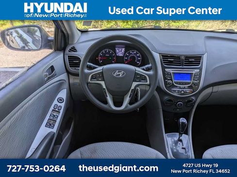 Used 2013 Hyundai Accent GLS w/ Premium Pkg FWD image 15