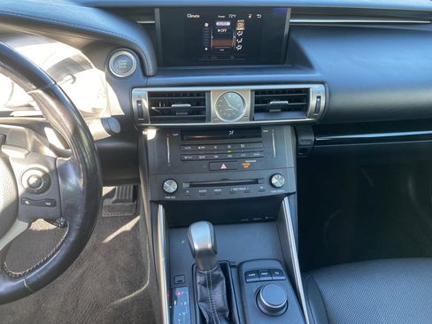 Used 2016 Lexus IS 200t image 12