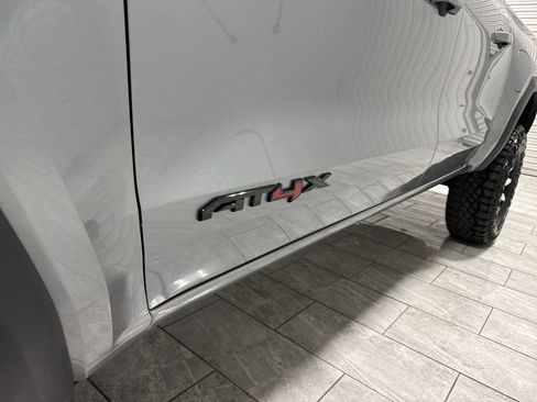 Used 2024 GMC Canyon AT4X image 33