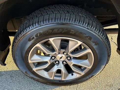 Used 2019 Chevrolet Silverado 1500 RST AWD/4WD image 9