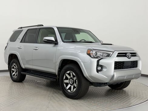 Used 2021 Toyota 4Runner TRD Off-Road Premium w/ Moonroof Package AWD/4WD image 7