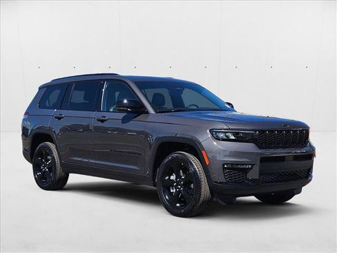 New 2025 Jeep Grand Cherokee L Limited w/ Black Appearance Package image 7