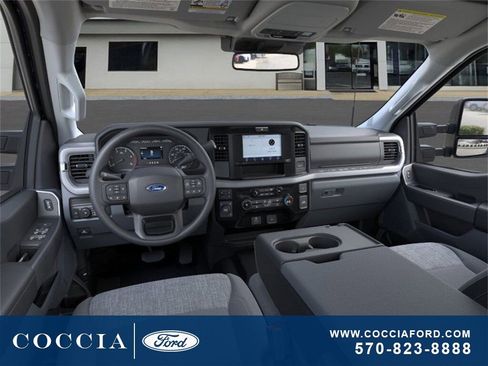 New 2026 Ford F350 XLT image 9