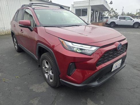 Used 2024 Toyota RAV4 XLE w/ Convenience Package AWD/4WD image 4