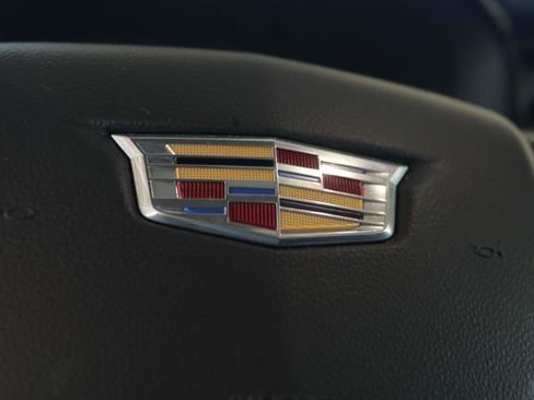 Used 2023 Cadillac XT6 Premium Luxury image 14