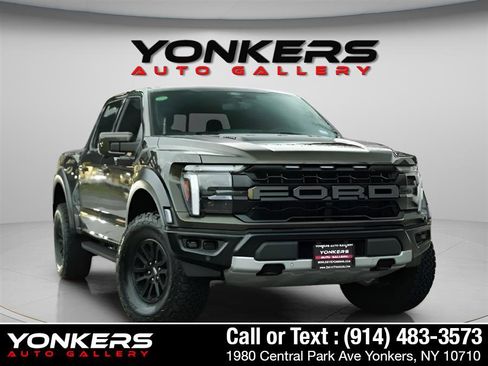 Used 2025 Ford F150 Raptor image 12
