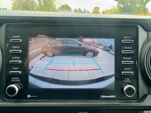 Used 2021 Toyota Tacoma SR image 33