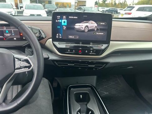 Used 2023 Volkswagen ID.4 Pro image 23