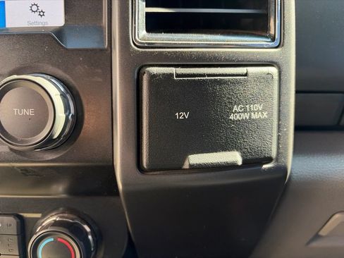 Used 2019 Ford F250 XLT w/ XLT Premium Package AWD/4WD image 23