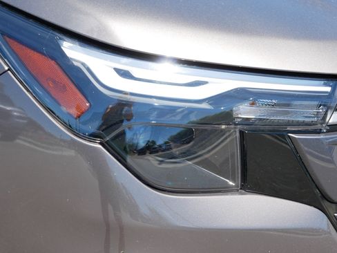Certified 2025 Subaru Forester Premium AWD/4WD image 16