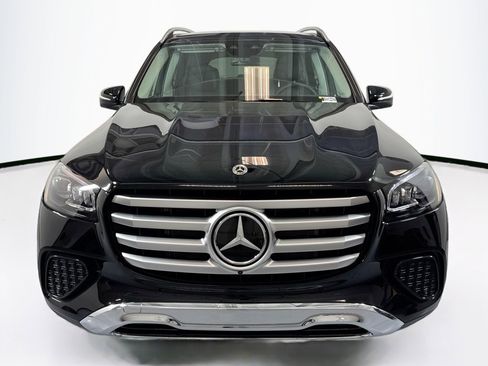New 2026 Mercedes-Benz GLS 450 4MATIC image 2