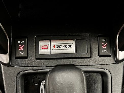 Used 2018 Subaru Forester 2.5i Touring w/ Popular Package #3B image 8